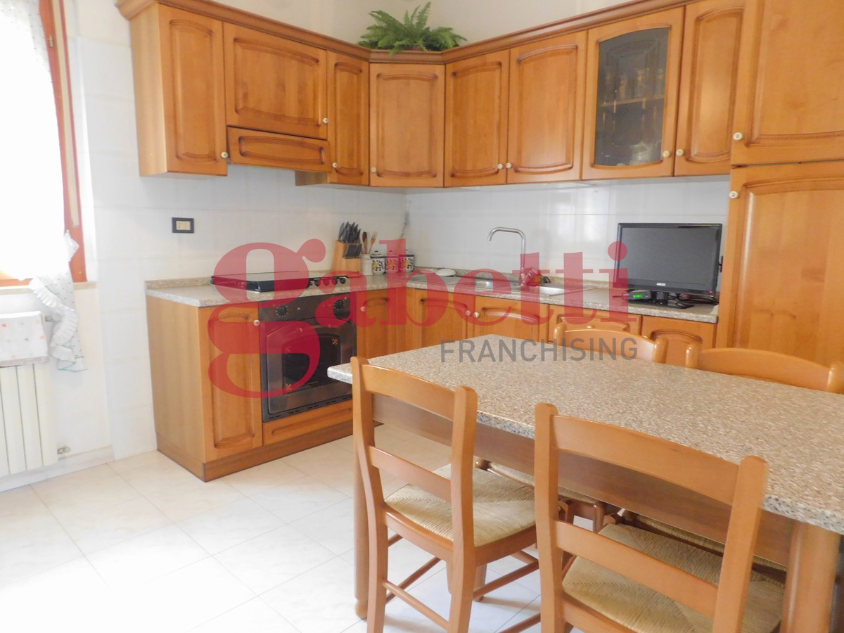 Villa con giardino a Venafro