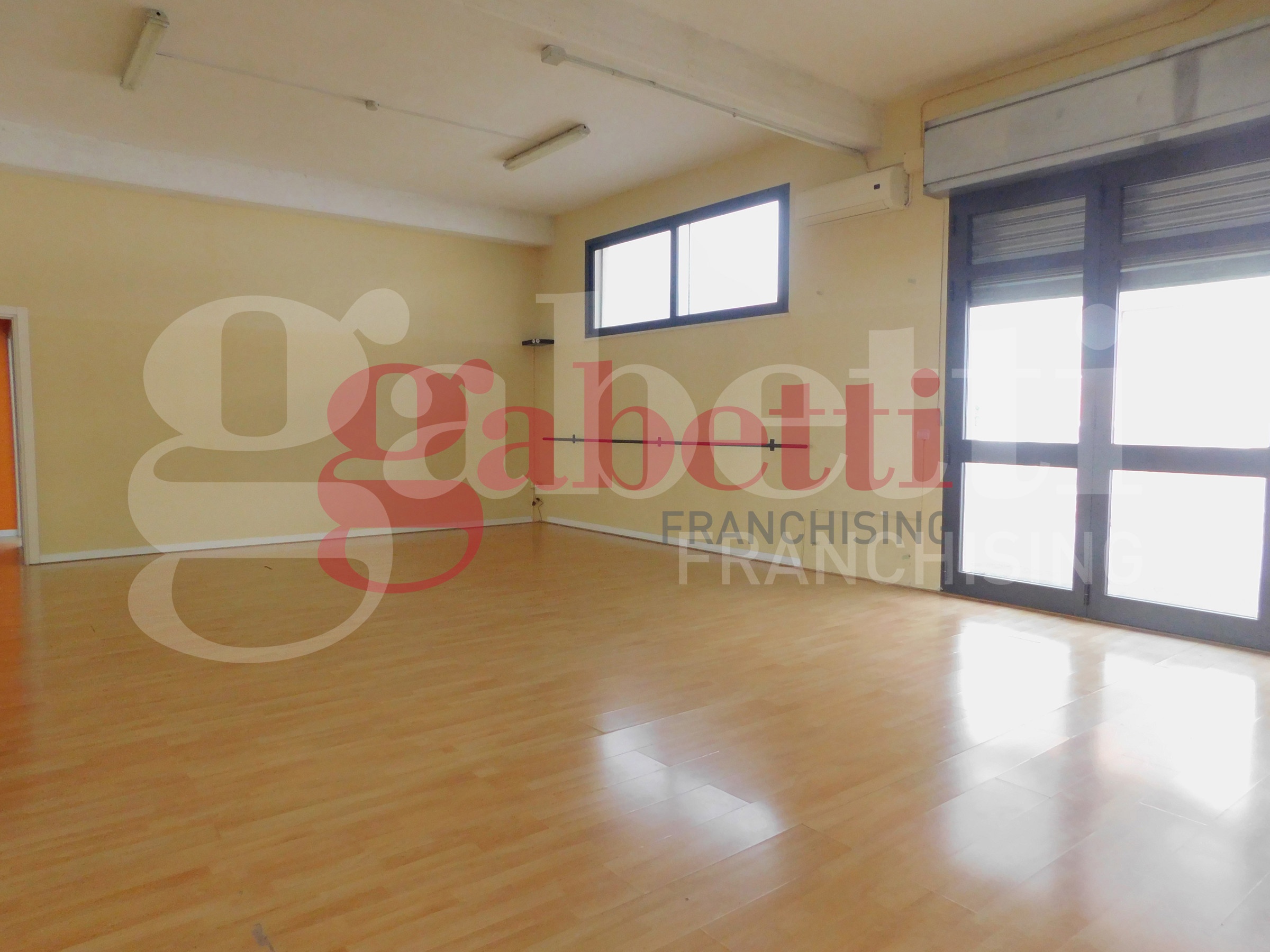 Magazzino in affitto a Venafro