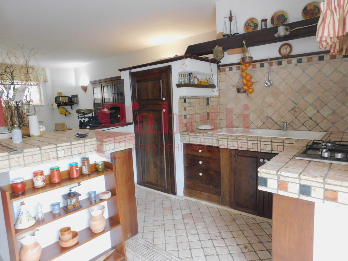 Appartamento arredato in affitto a Venafro