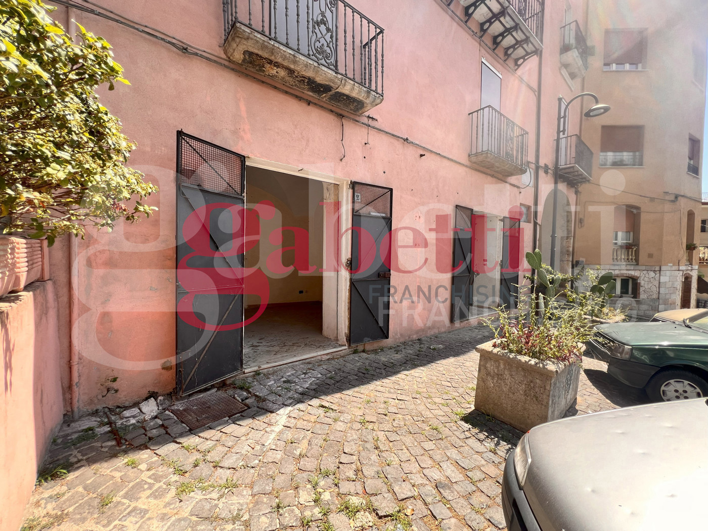 Negozio in affitto a Venafro