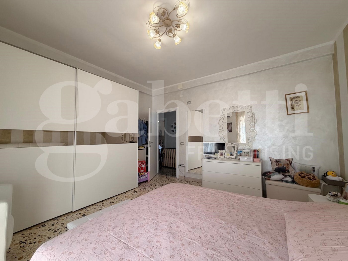 Quadrilocale con box a Venafro