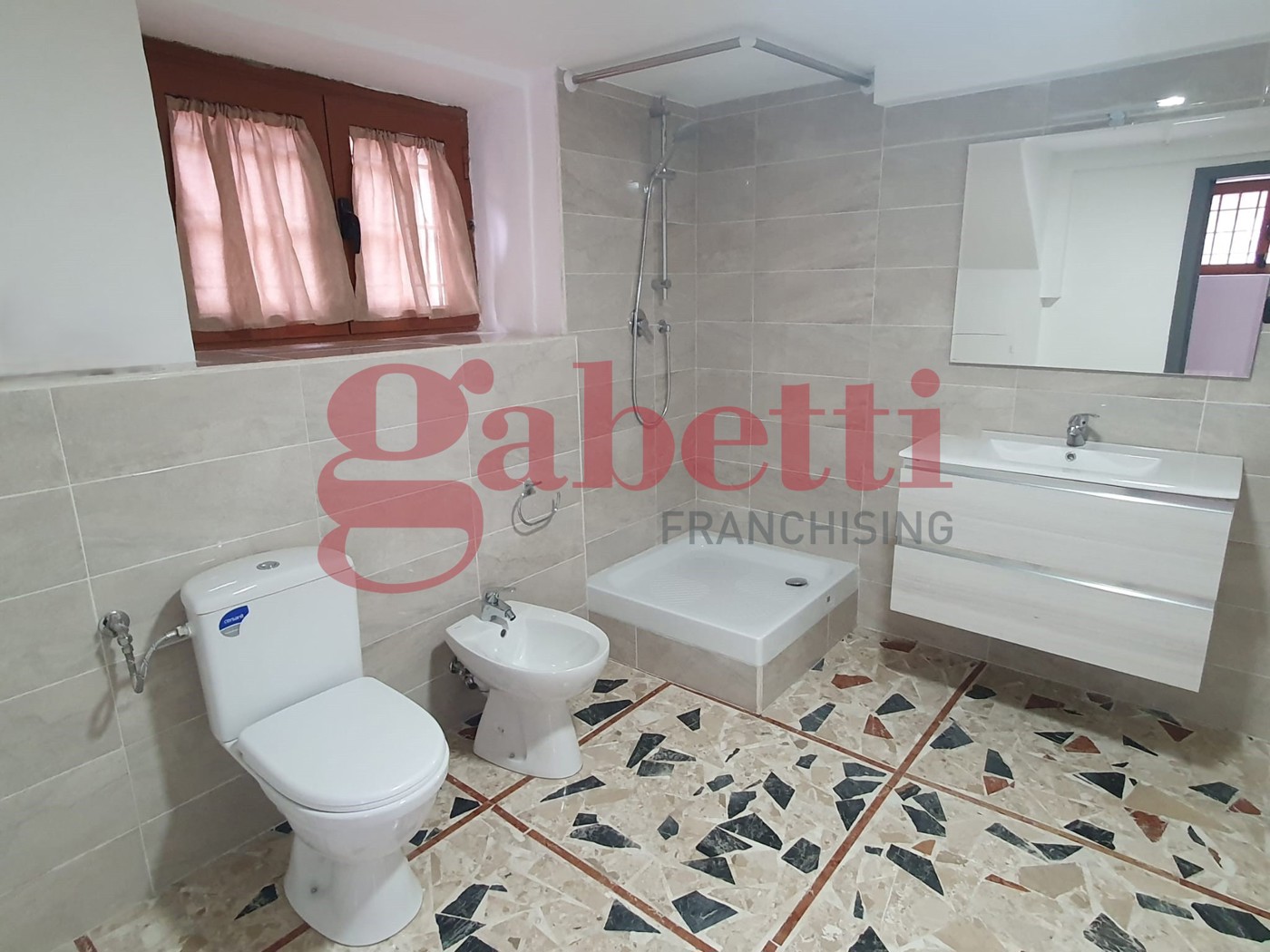 Bilocale arredato in affitto a Venafro