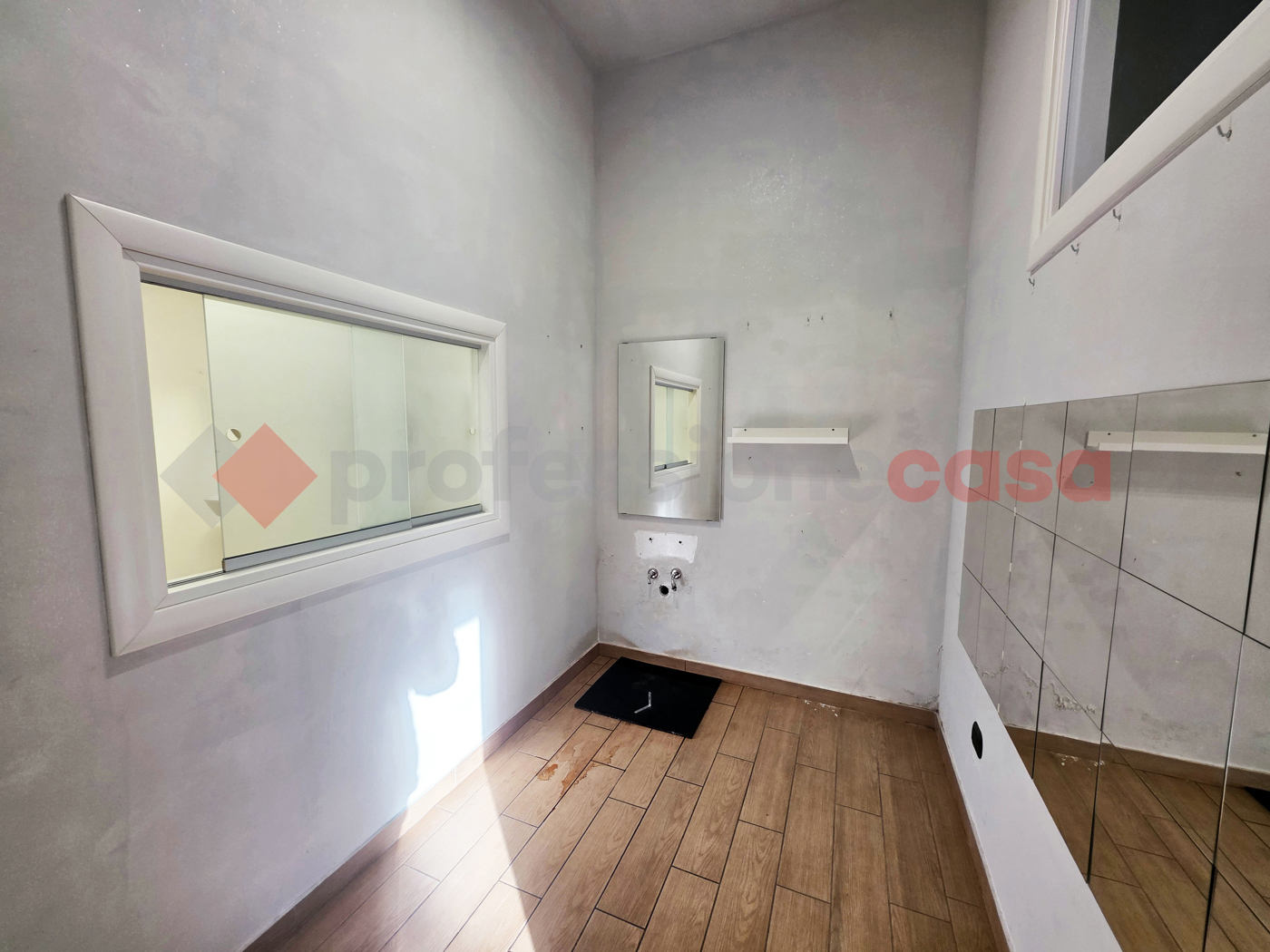 Negozio in affitto a Cant