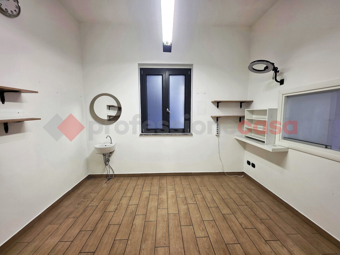 Negozio in affitto a Cant