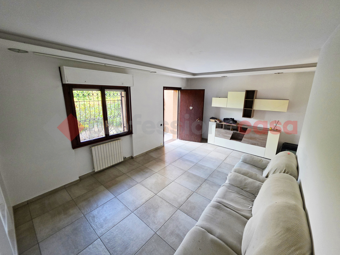 Villa con giardino a Cadorago
