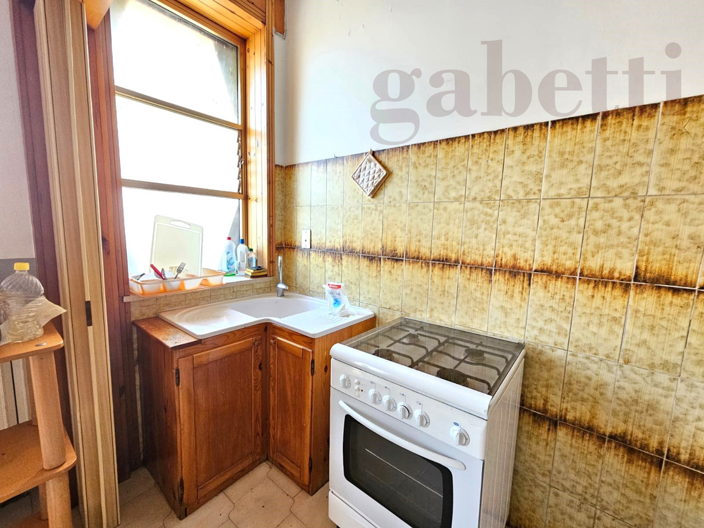 Appartamento con box a Aradeo