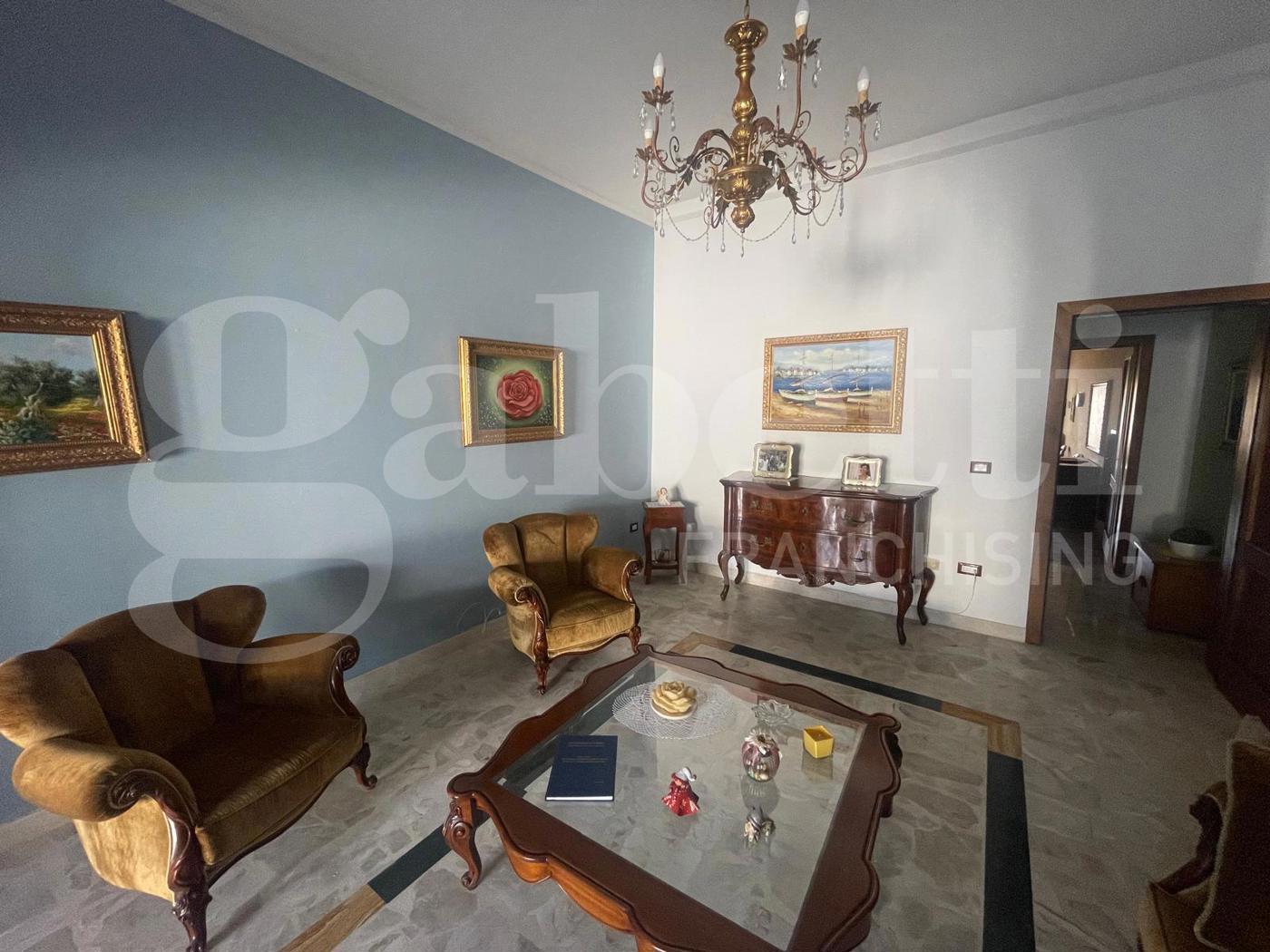 Casa indipendente in vendita a Spongano