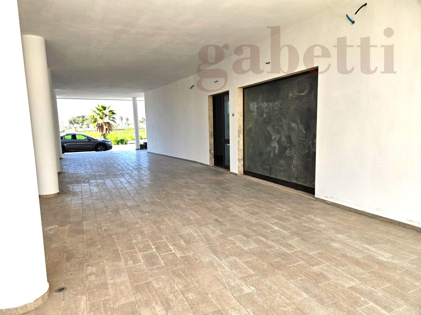 Negozio in affitto a Copertino