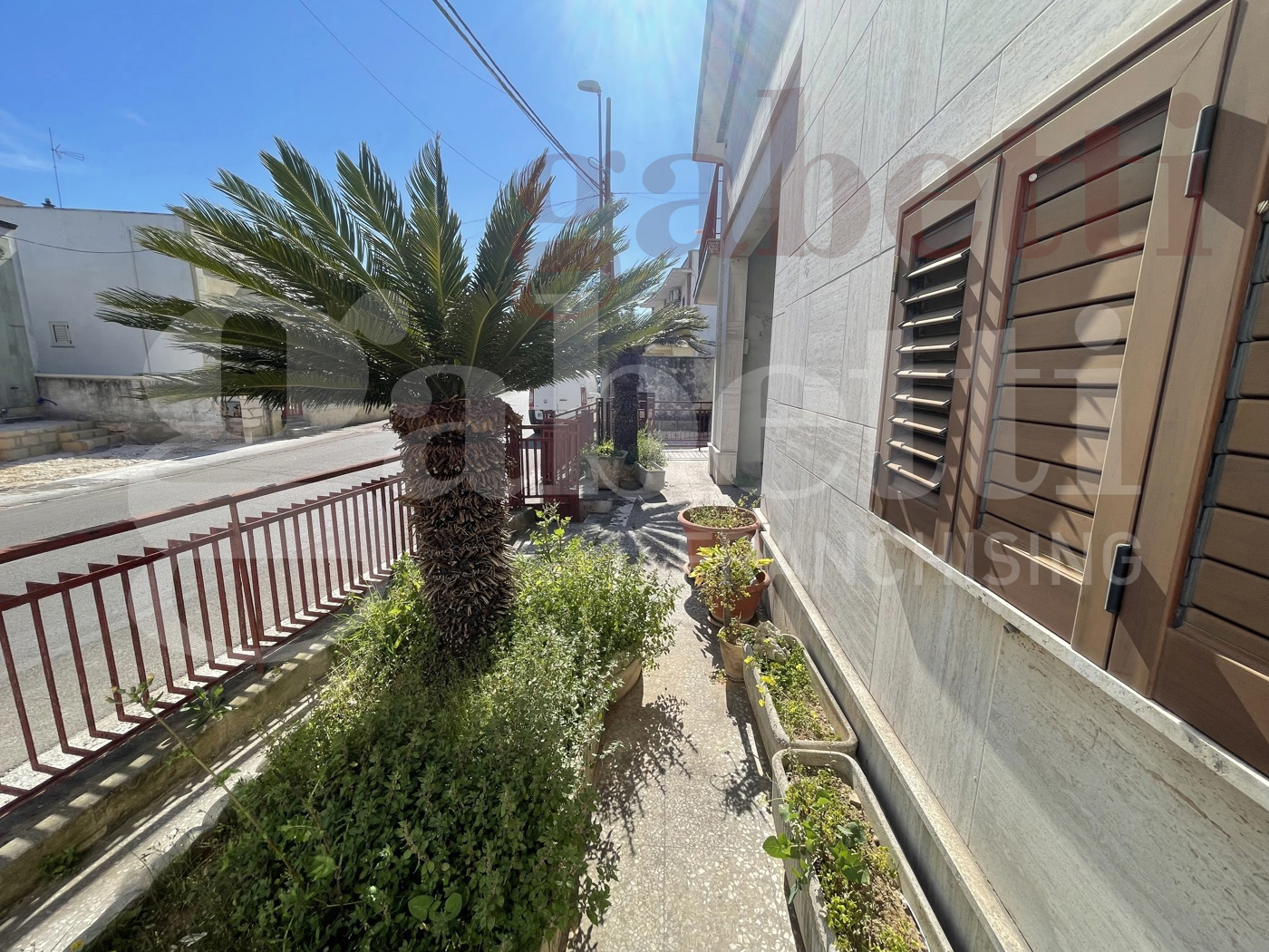 Casa indipendente con giardino a Spongano