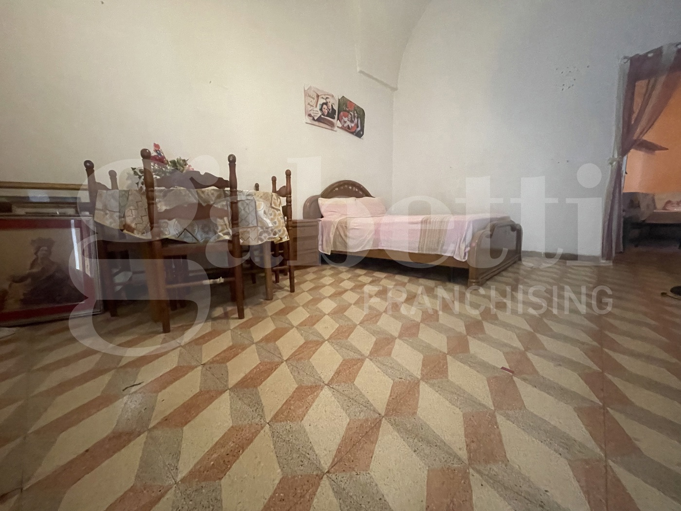 Casa indipendente con giardino a Spongano