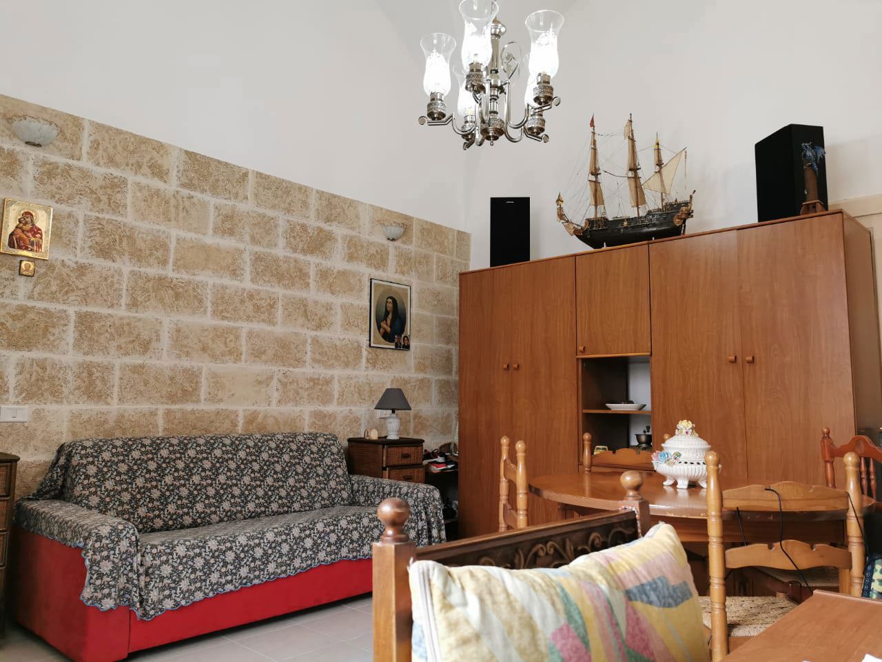Casa indipendente con giardino a Spongano