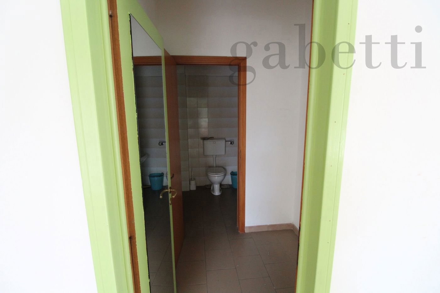 Negozio in affitto a Copertino