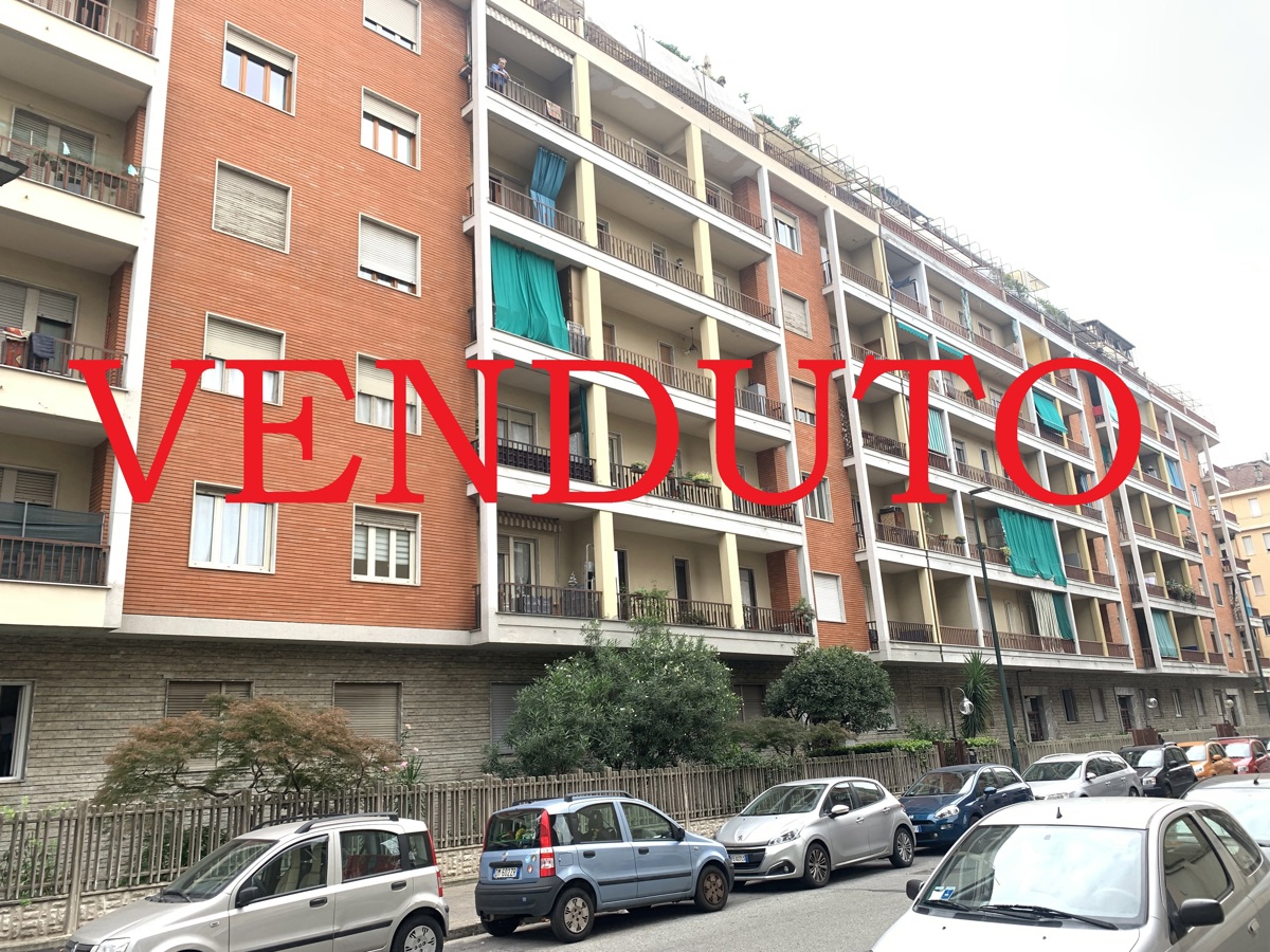Trilocale da ristrutturare a Torino