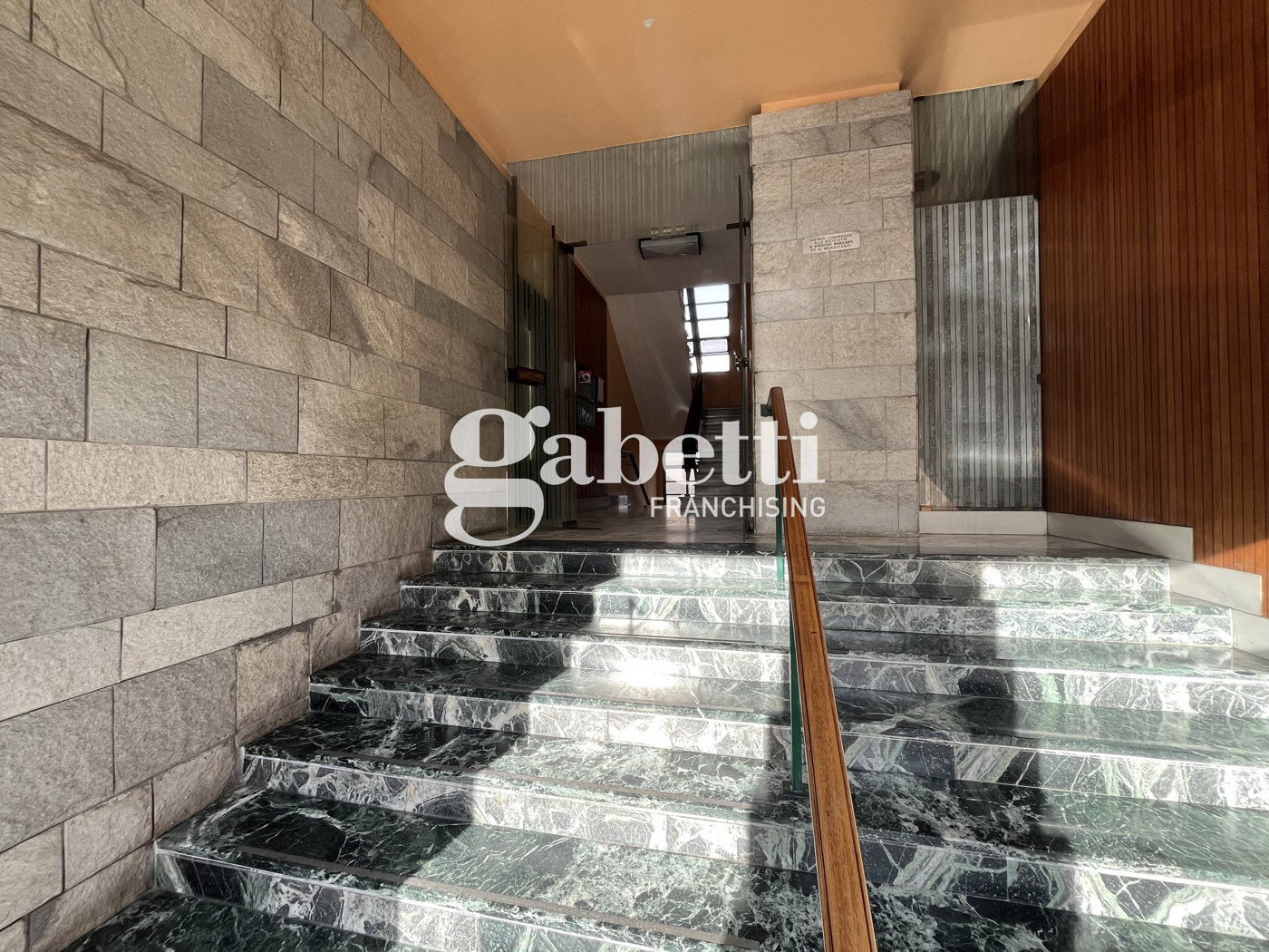 Trilocale ristrutturato a Torino