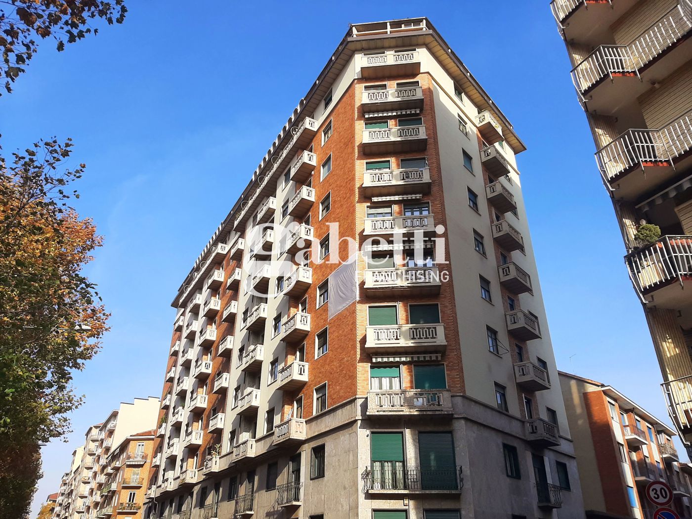 Trilocale da ristrutturare a Torino