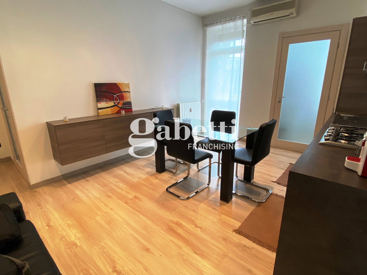 Bilocale arredato in affitto a Torino