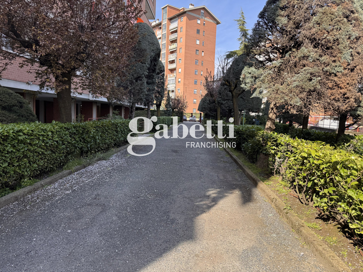 Box/Garage 14mq in vendita a Orbassano