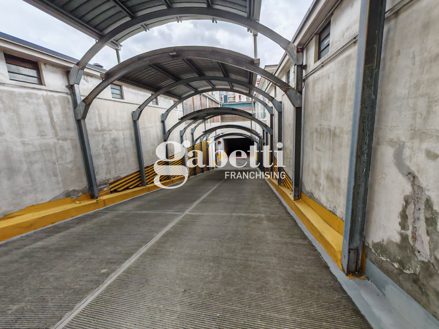 Box/Garage 18mq in vendita a Torino