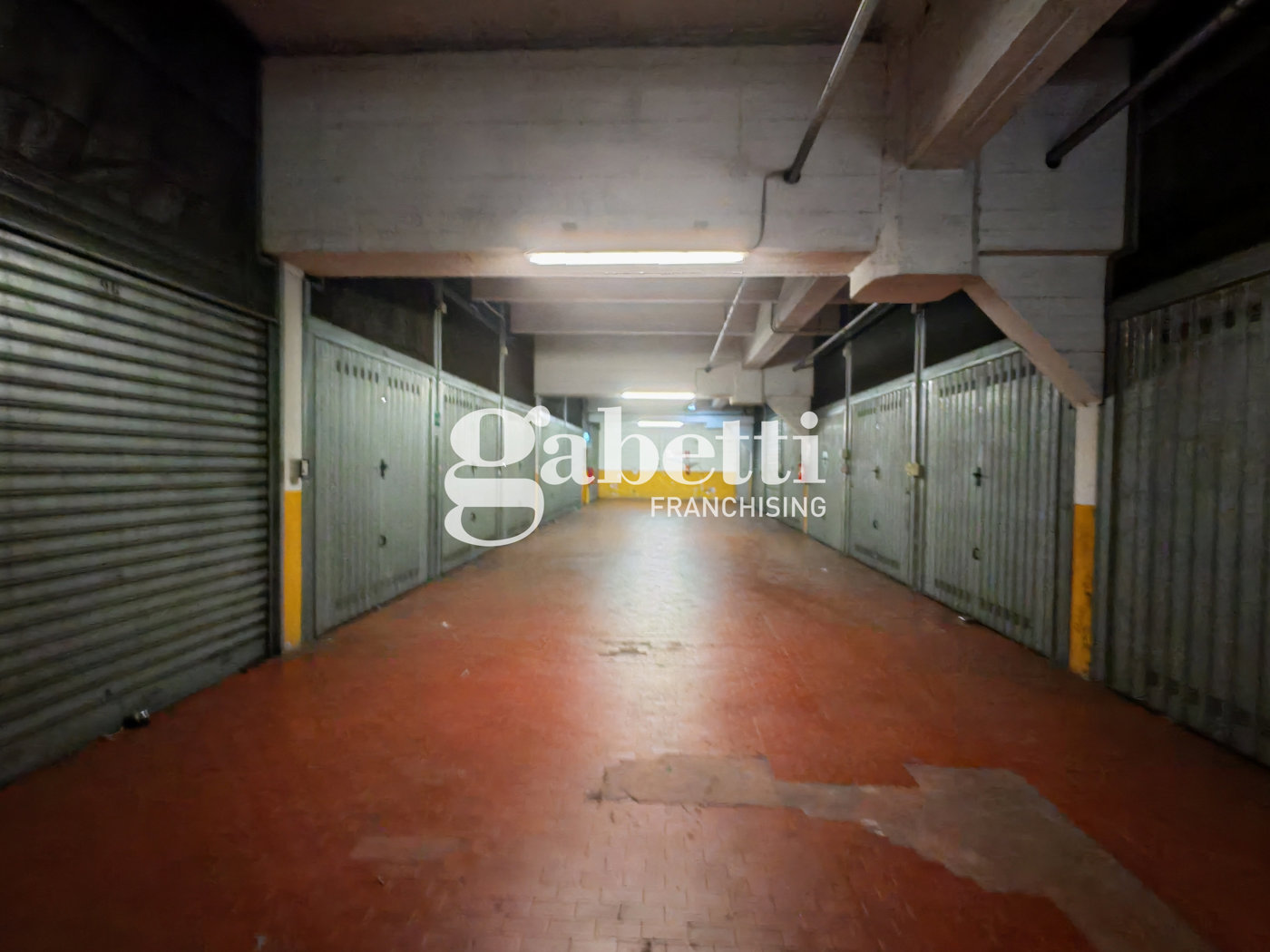 Box/Garage 18mq in vendita a Torino