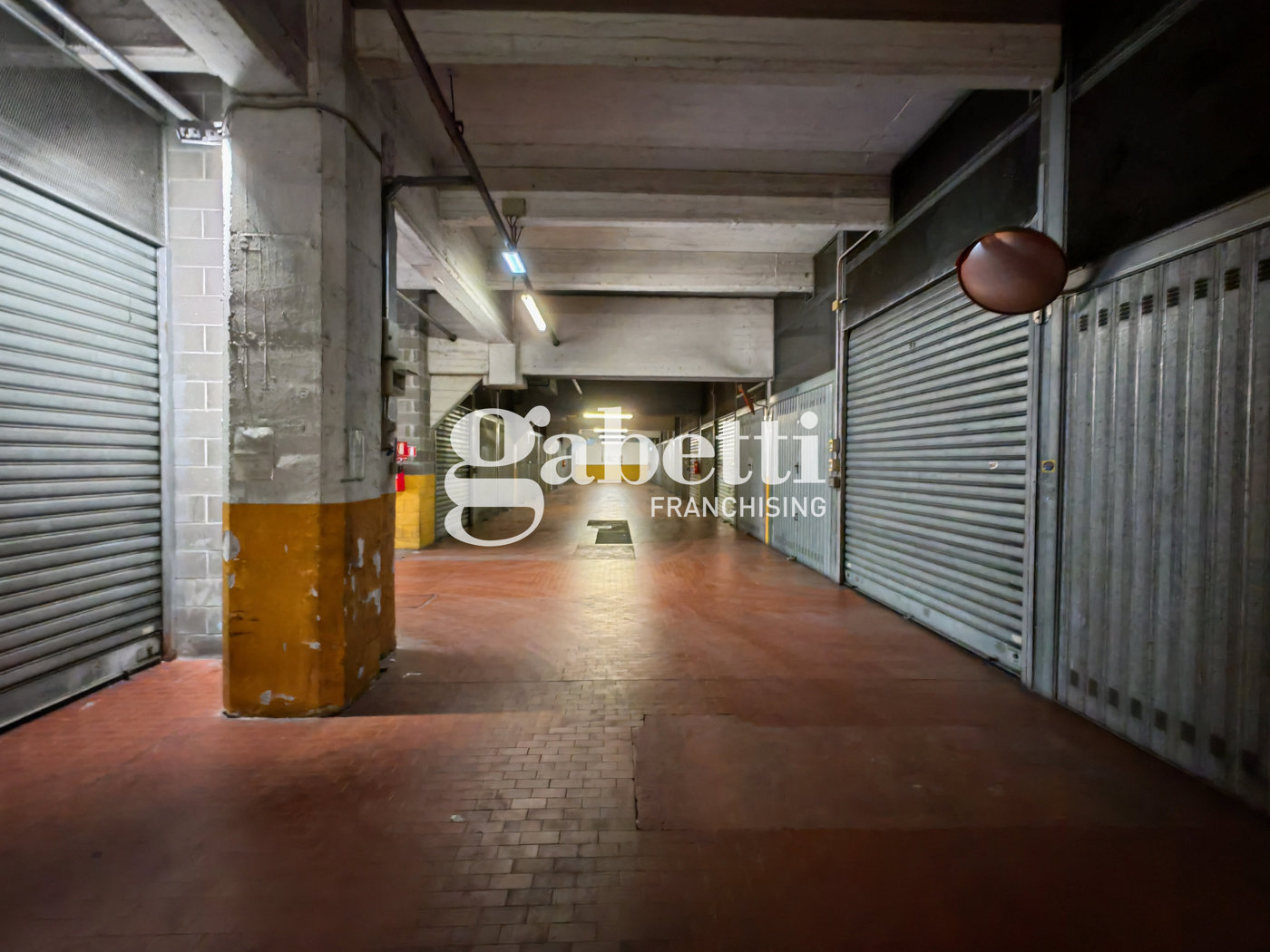 Box/Garage 18mq in vendita a Torino