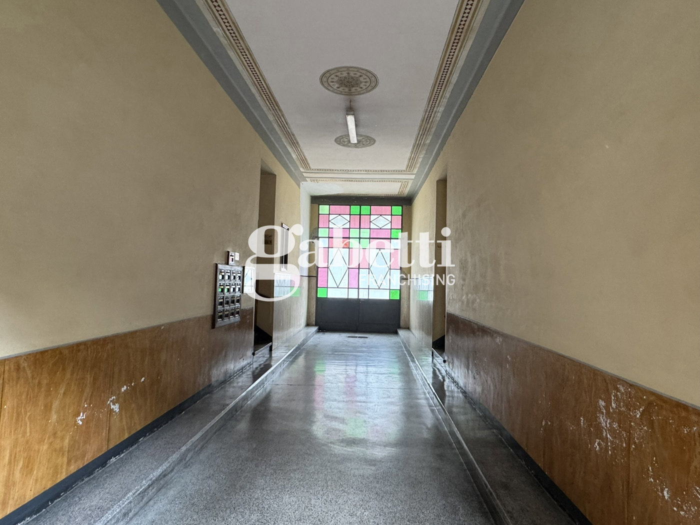 Monolocale arredato in affitto a Torino