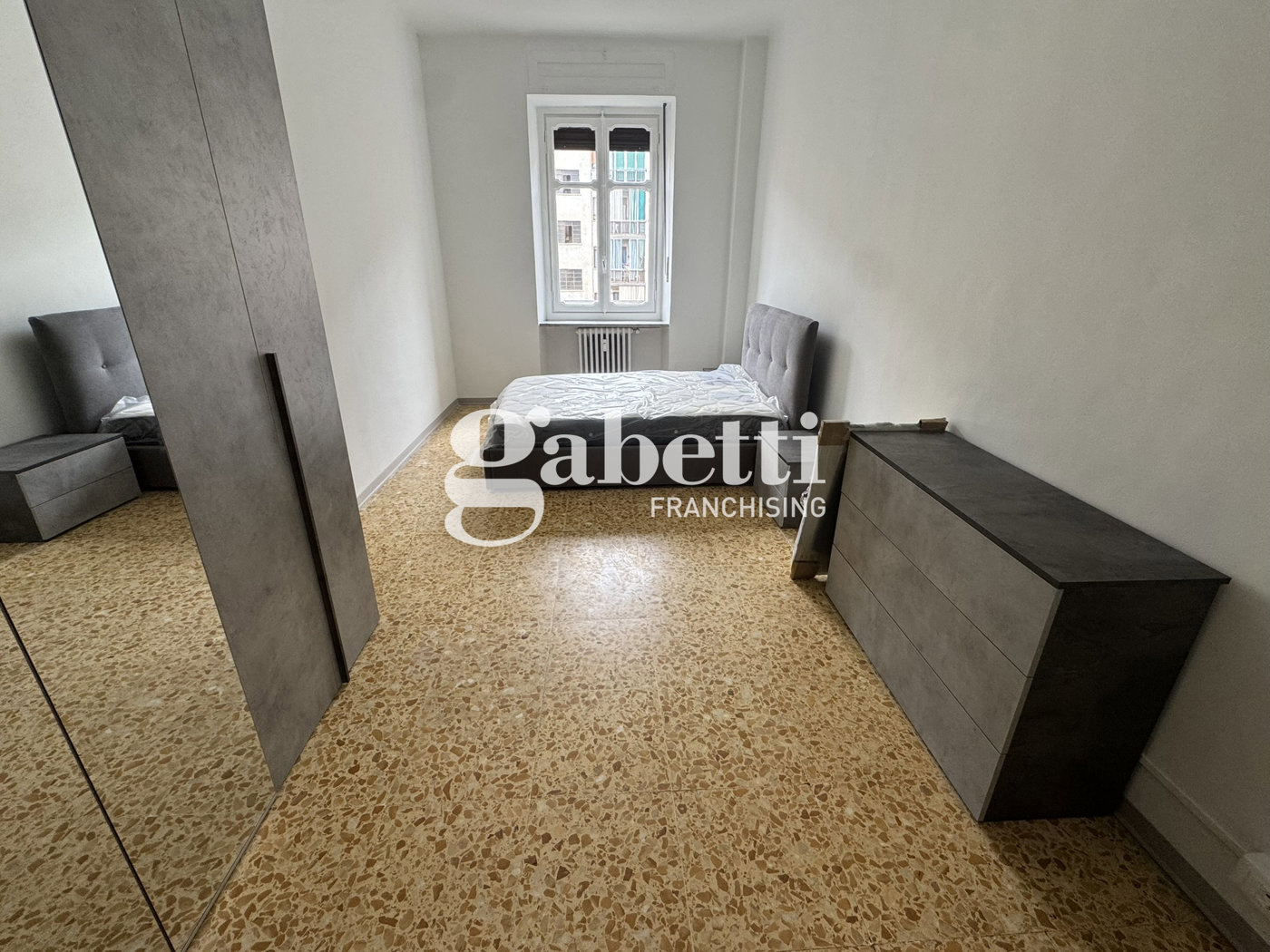 Monolocale arredato in affitto a Torino