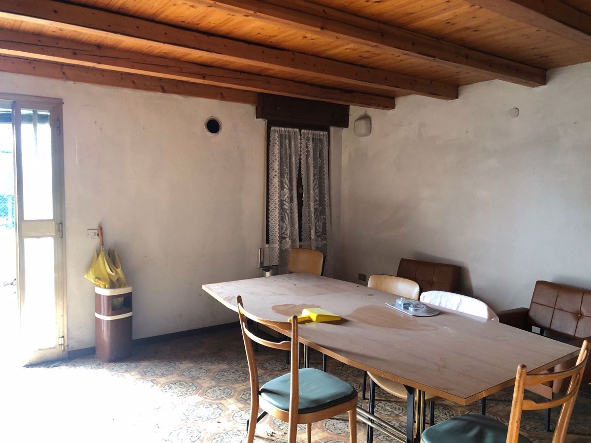 Casa indipendente in vendita a Villanova Marchesana