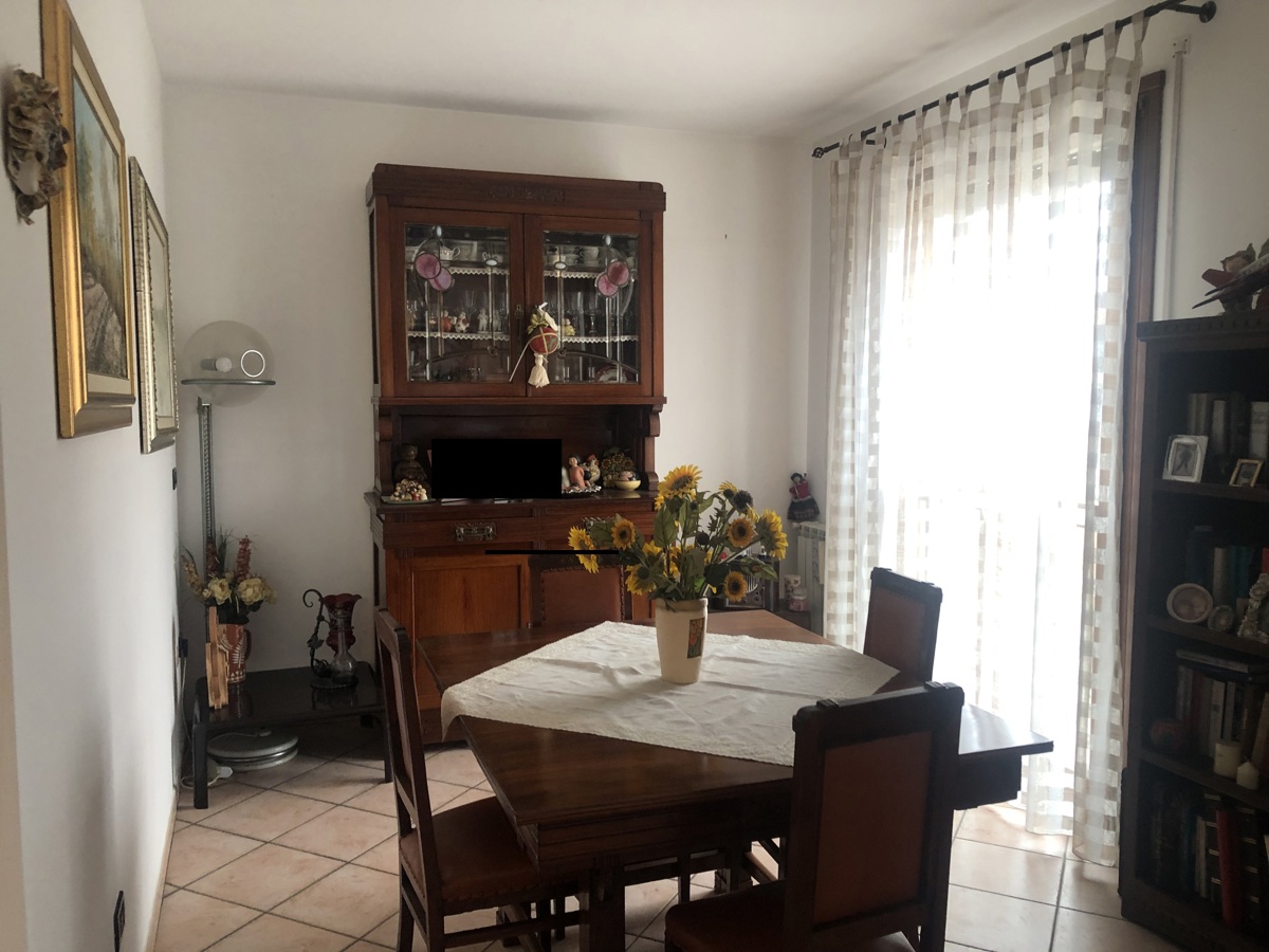 Villa con box a Adria