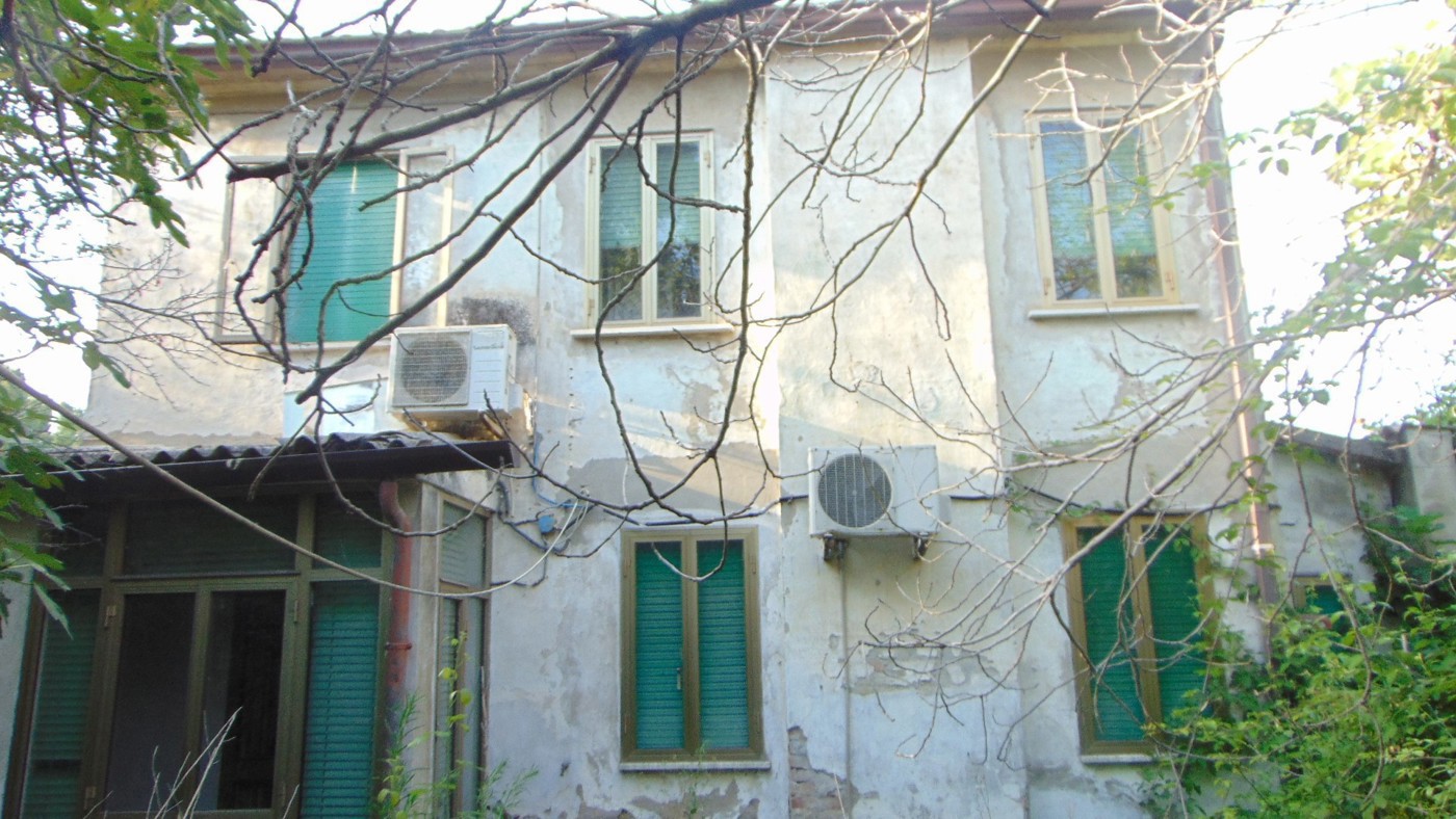 Casa indipendente con giardino a Corbola