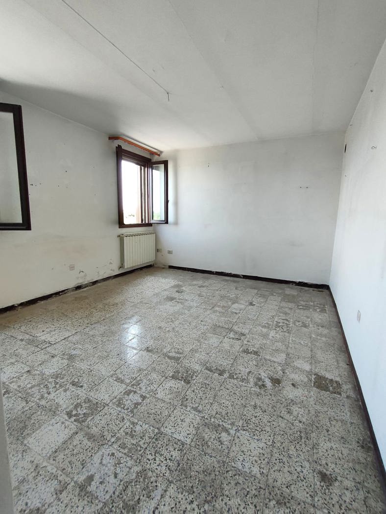 Casa indipendente con giardino a Ceregnano