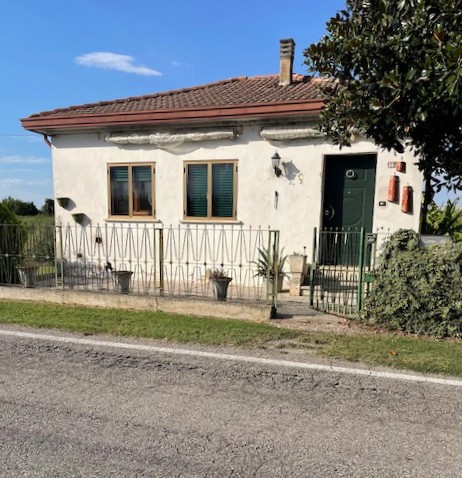 Villa in vendita a Villanova Marchesana