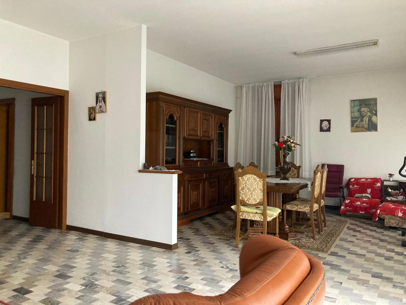 Casa indipendente con giardino a Corbola