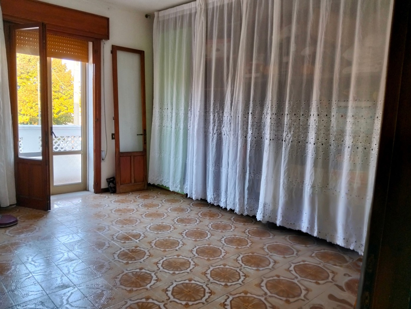 Stabile/Palazzo con box a Villanova Marchesana