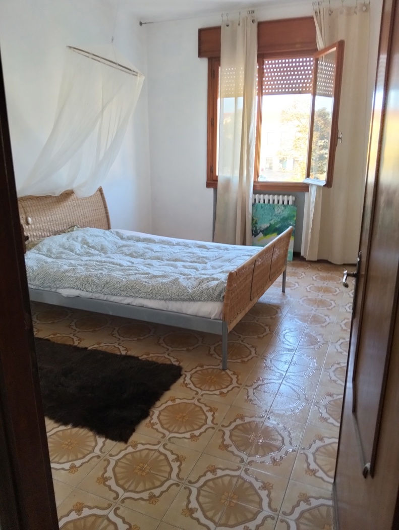 Stabile/Palazzo con box a Villanova Marchesana