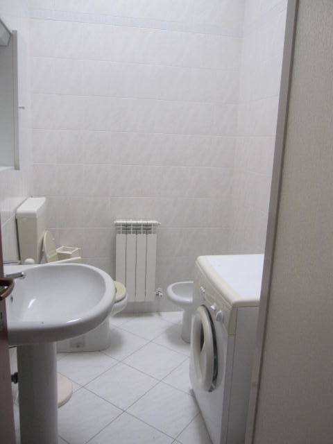 Bilocale arredato in affitto a Adria