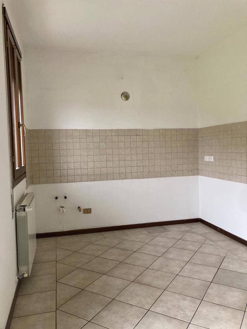 Villetta a schiera con giardino a Adria