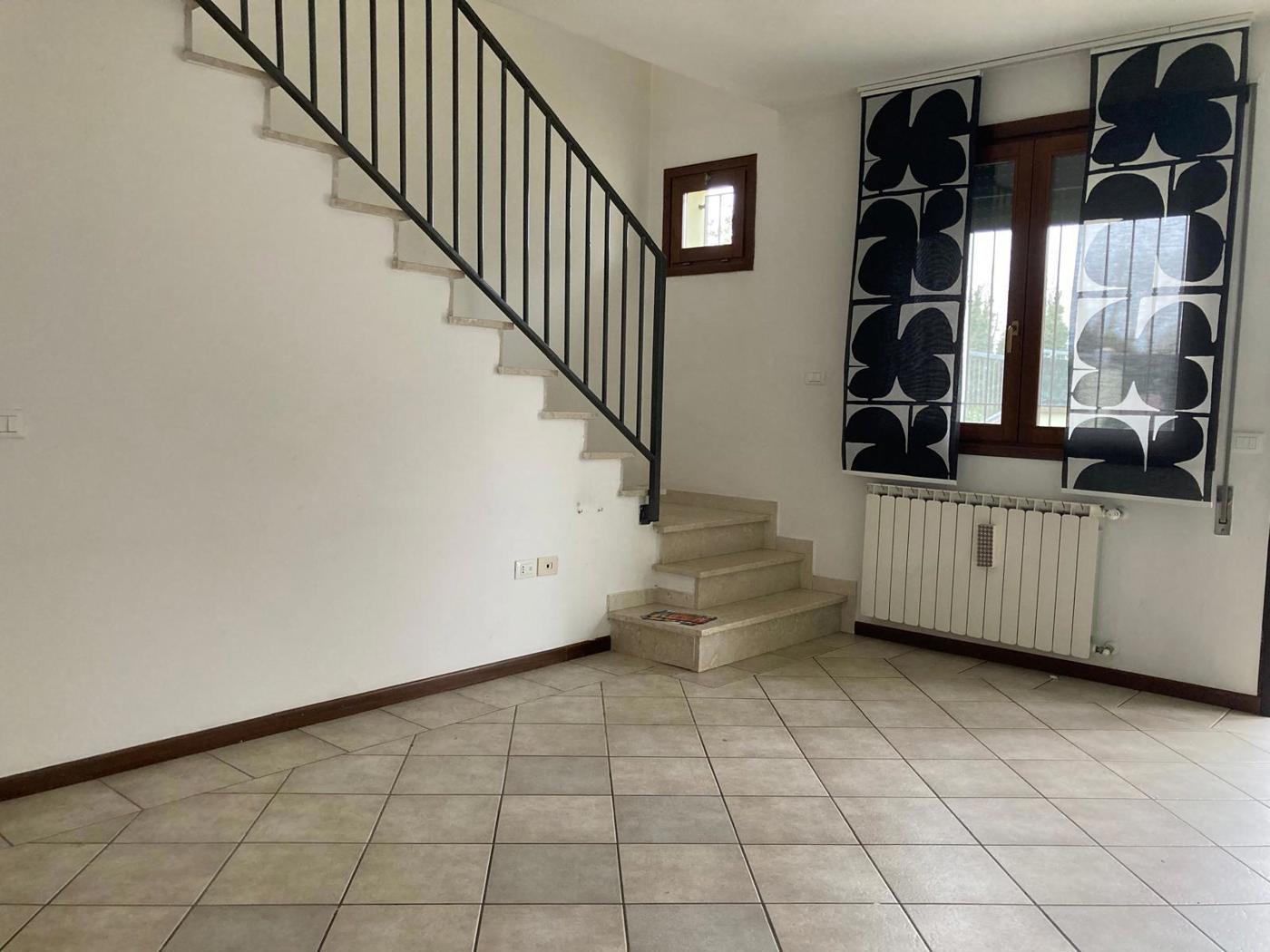 Villetta a schiera con giardino a Adria