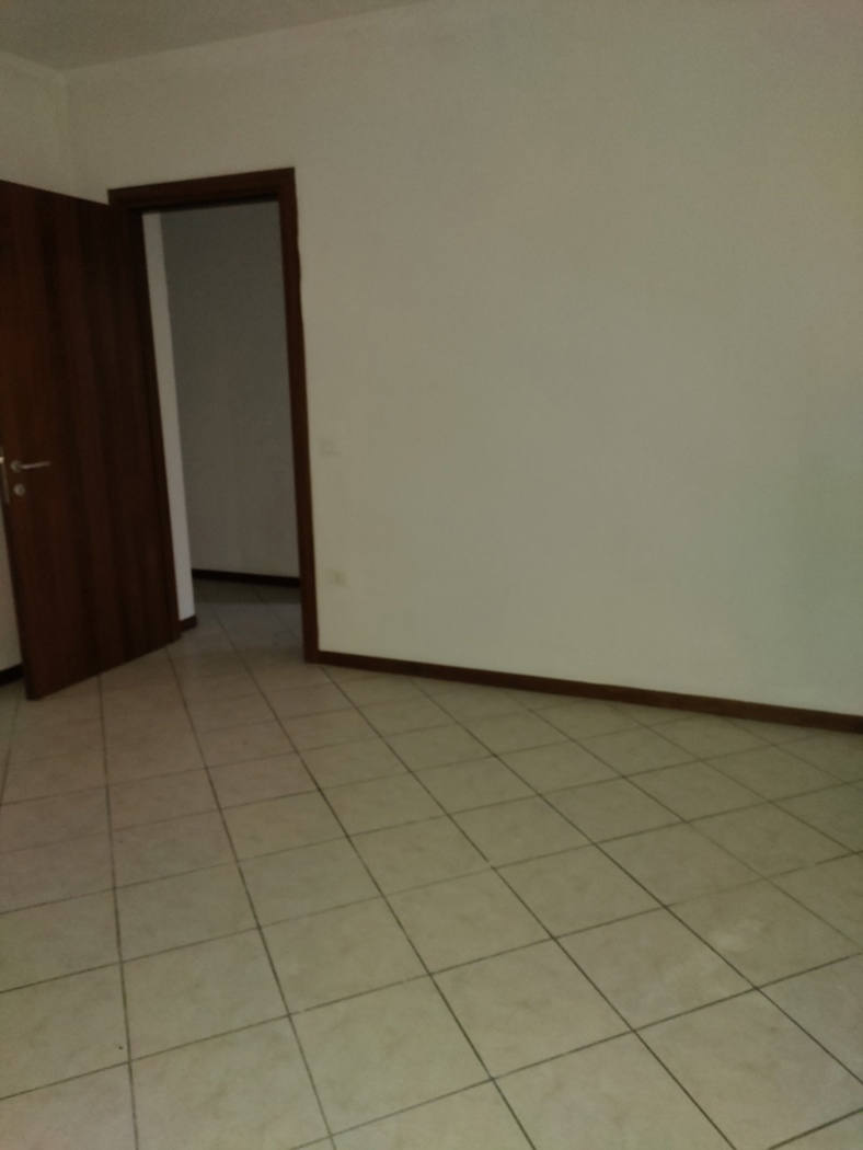 Quadrilocale con box a Gavello