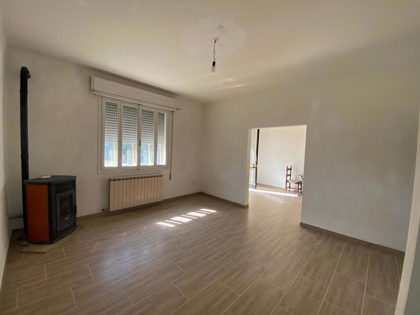 Casa indipendente con giardino a Gavello