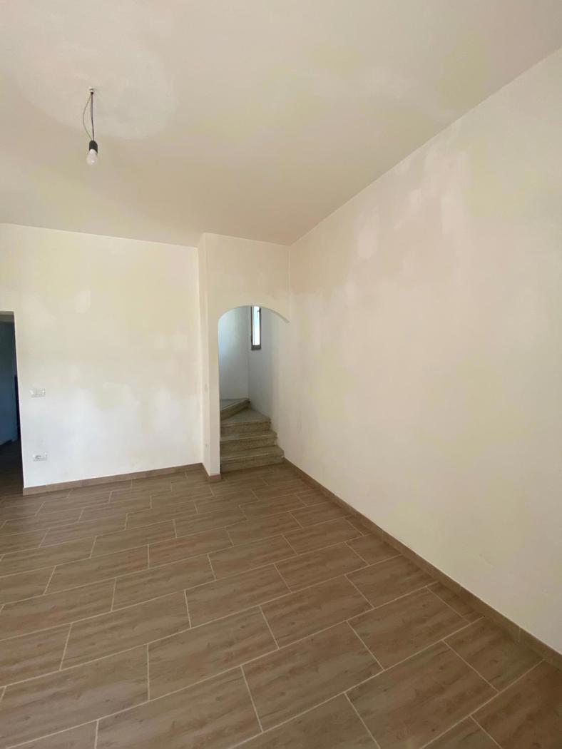 Casa indipendente con giardino a Gavello