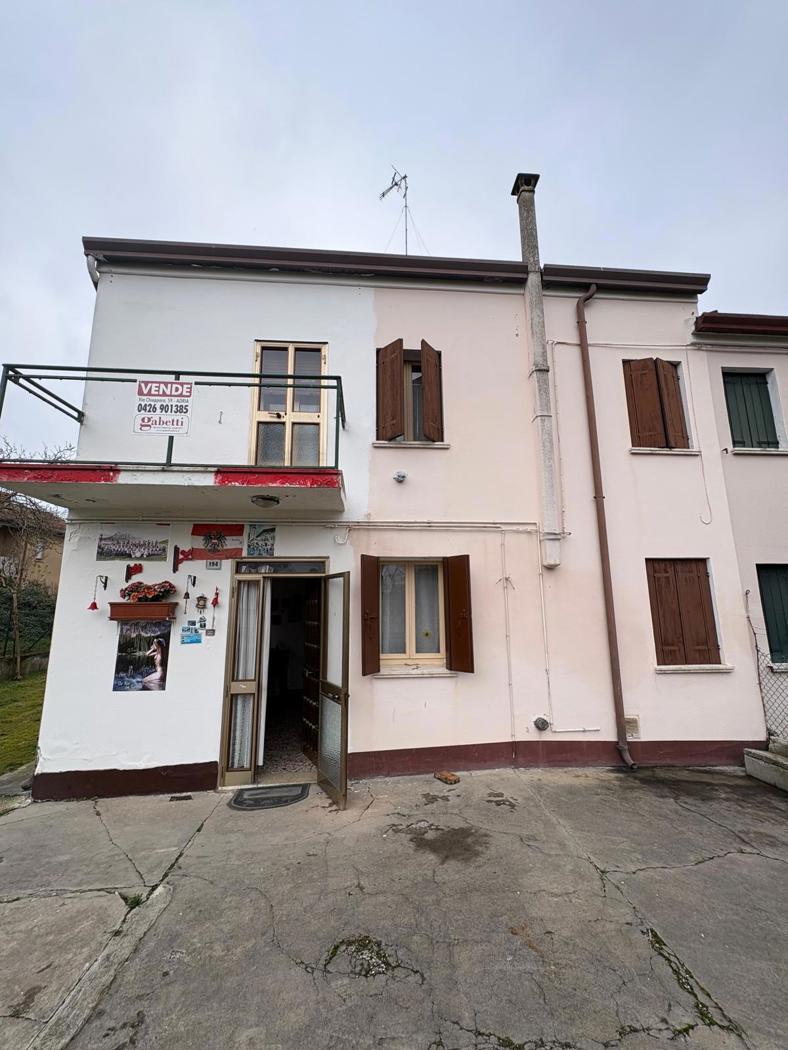 Casa indipendente con giardino a Corbola