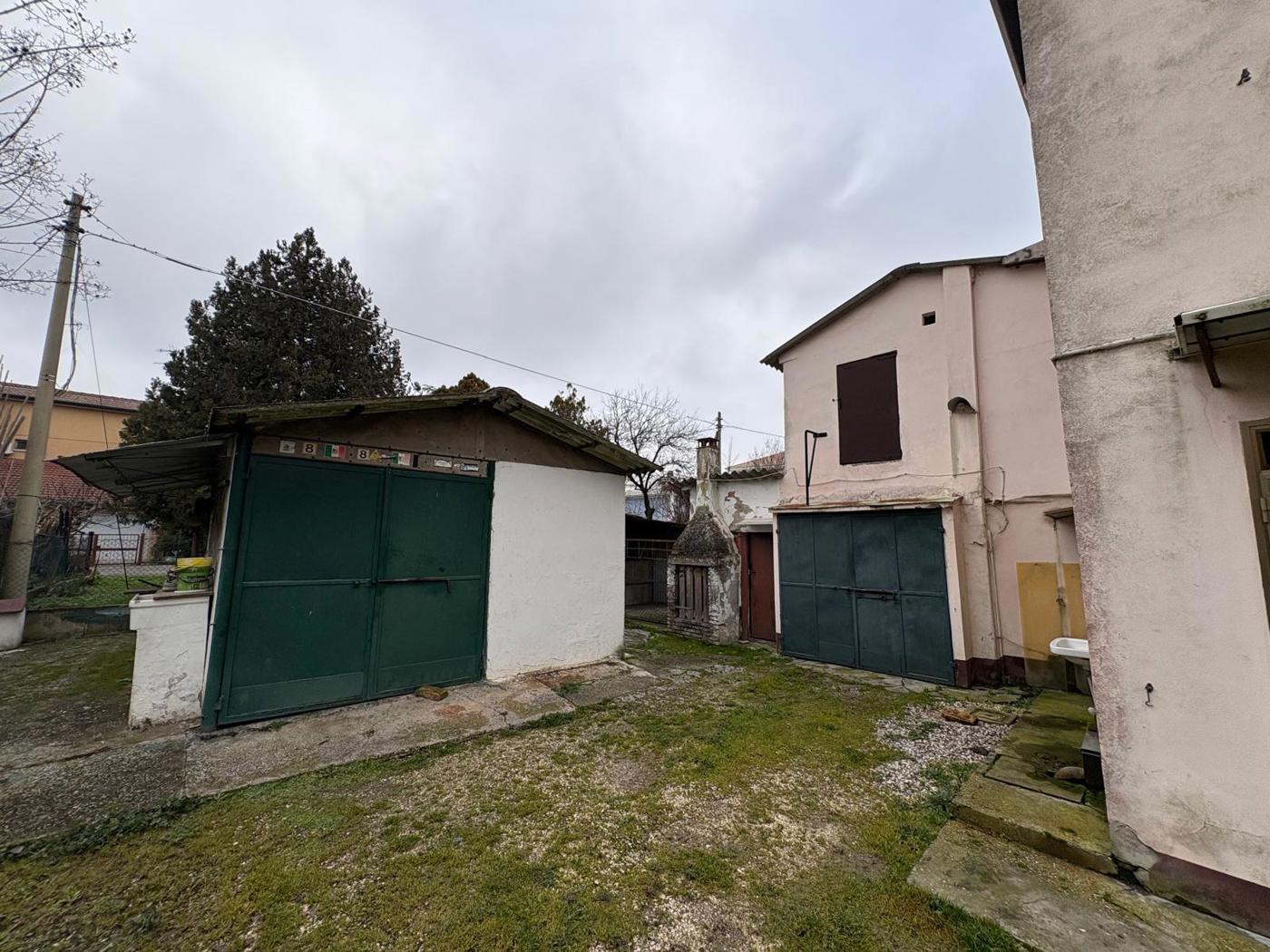 Casa indipendente con giardino a Corbola