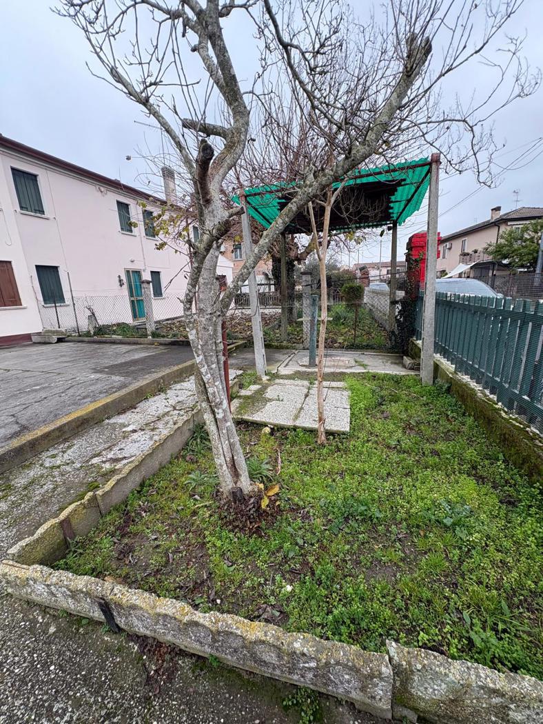 Casa indipendente con giardino a Corbola