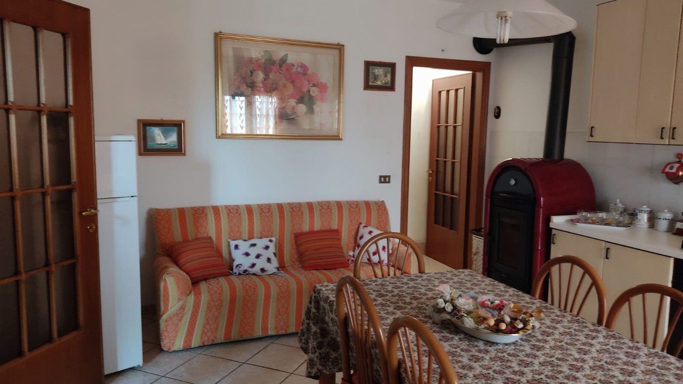 Casa indipendente con giardino a Corbola