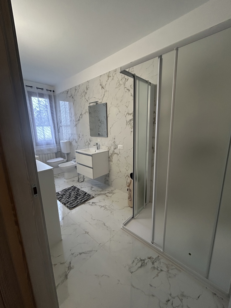 Quadrilocale arredato in affitto a Villadose