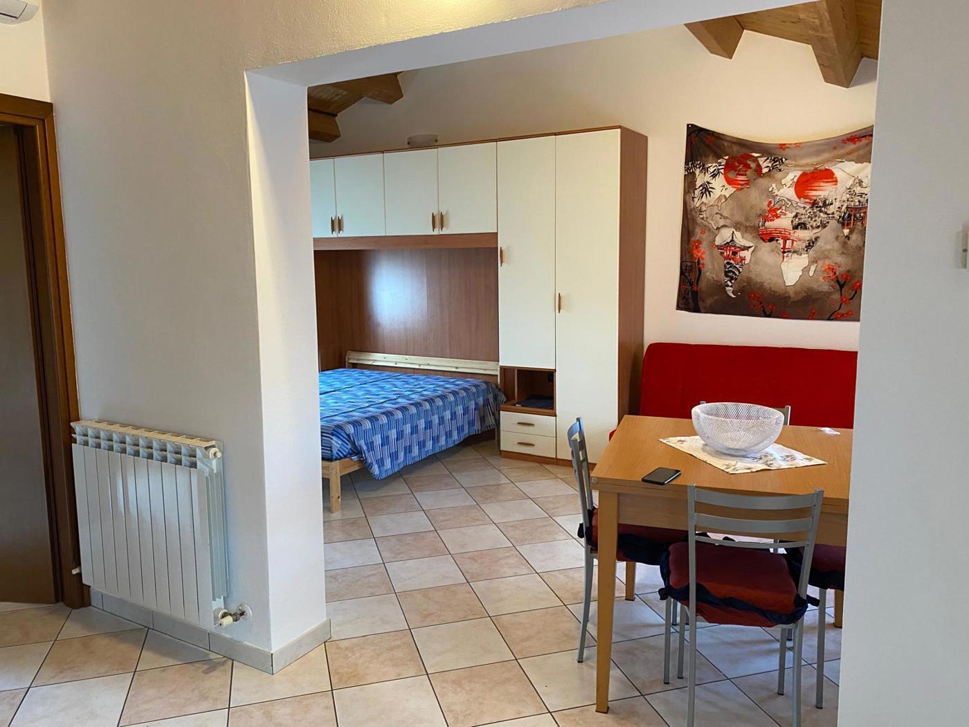 Bilocale arredato in affitto a Adria