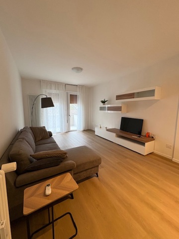 Appartamento arredato in affitto a Adria