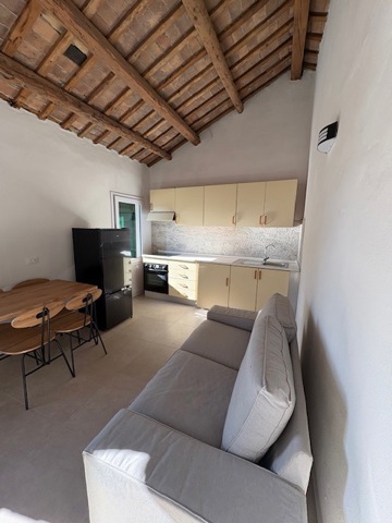 Trilocale arredato in affitto a Adria