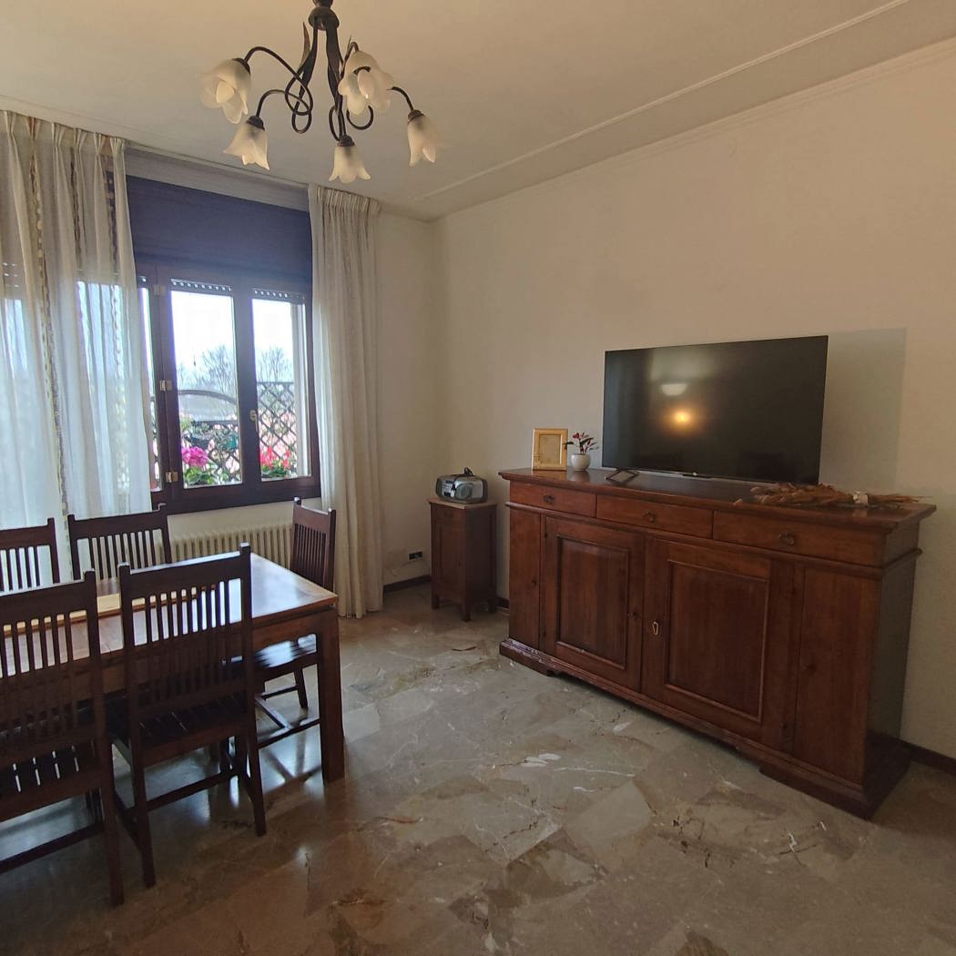 Quadrilocale in vendita a Adria