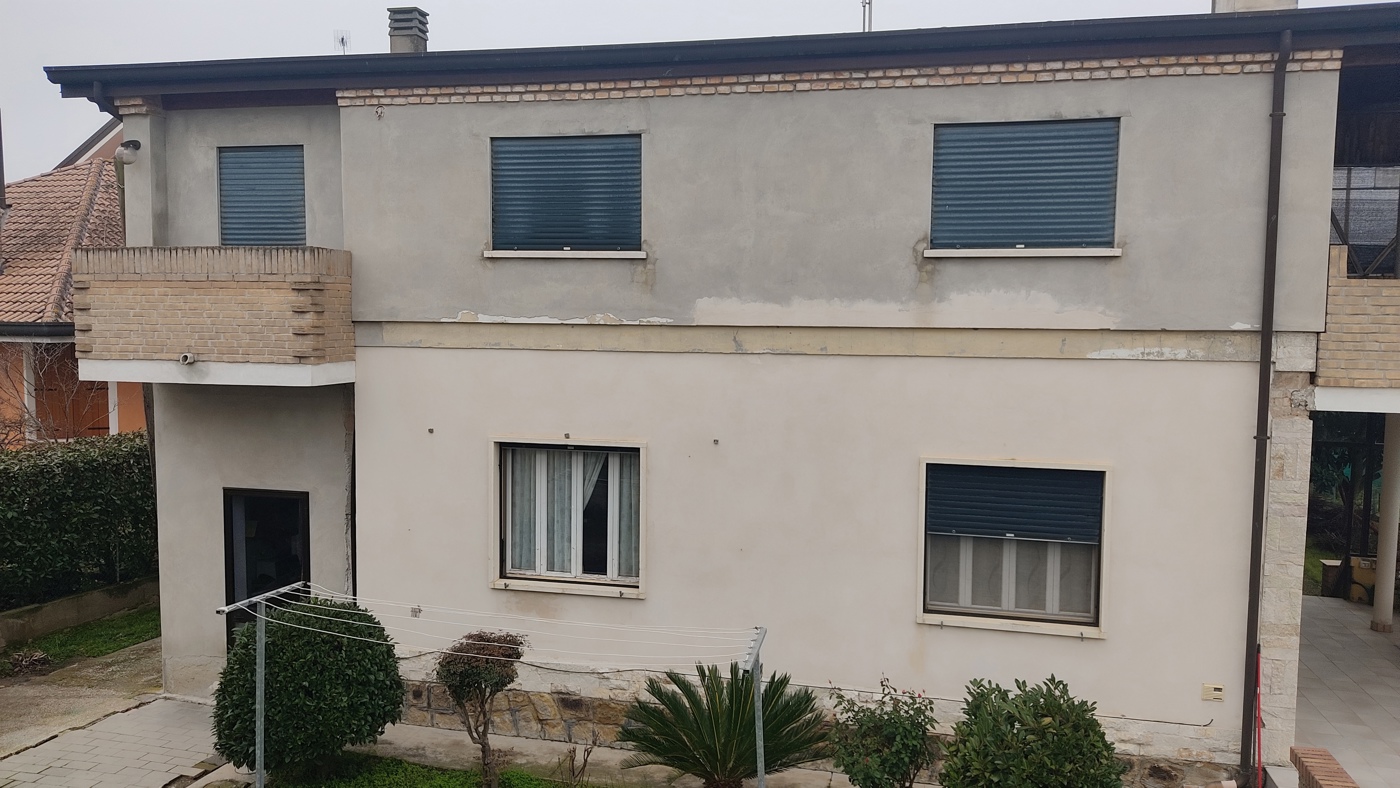 Stabile/Palazzo in vendita a Corbola